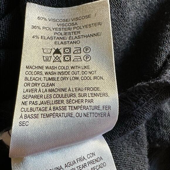 Lucky Brand Women’s V-Neck Long Sleeves Navy Blue Lightweight Sweater Size M - Picture 5 of 7